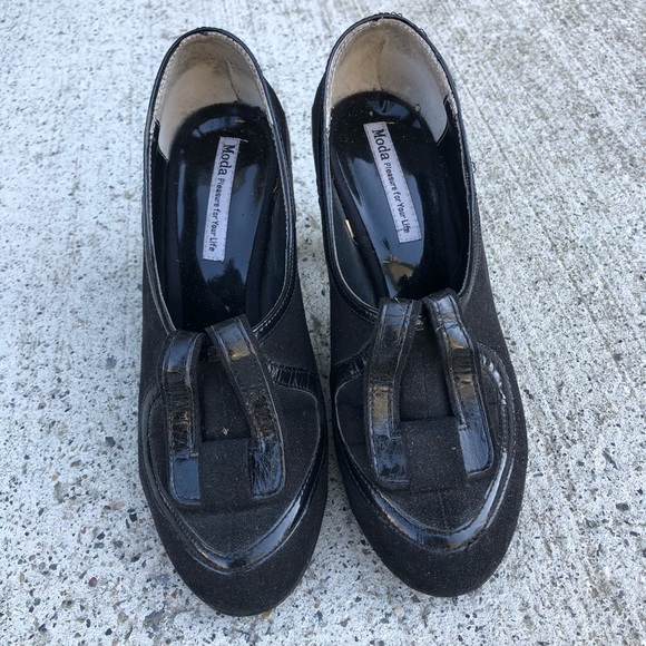 Black luxury pumps - Picture 1 of 4